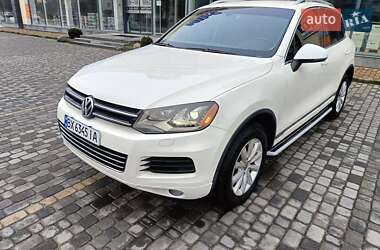 Позашляховик / Кросовер Volkswagen Touareg 2011 в Хмельницькому