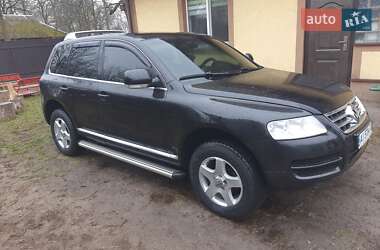 Внедорожник / Кроссовер Volkswagen Touareg 2004 в Житомире