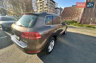 Позашляховик / Кросовер Volkswagen Touareg 2012 в Одесі