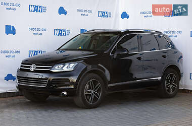 Внедорожник / Кроссовер Volkswagen Touareg 2011 в Луцке