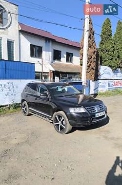 Внедорожник / Кроссовер Volkswagen Touareg 2005 в Ужгороде