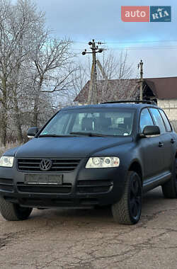 Внедорожник / Кроссовер Volkswagen Touareg 2003 в 