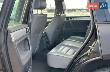 Внедорожник / Кроссовер Volkswagen Touareg 2003 в 