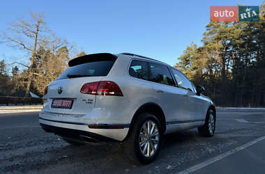 Внедорожник / Кроссовер Volkswagen Touareg 2015 в Луцке