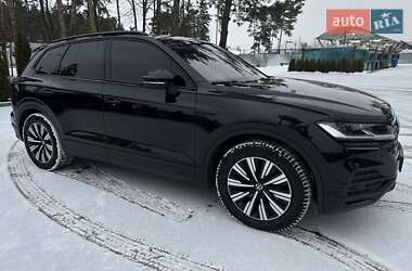 Внедорожник / Кроссовер Volkswagen Touareg 2023 в Киеве