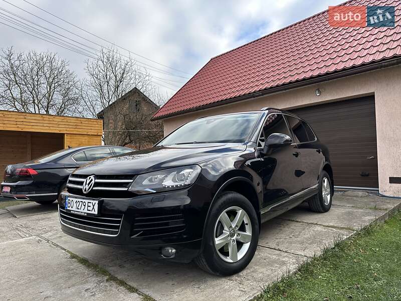 Внедорожник / Кроссовер Volkswagen Touareg 2011 в Ивано-Франковске