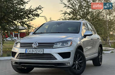 Внедорожник / Кроссовер Volkswagen Touareg 2016 в Кропивницком