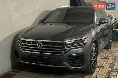 Внедорожник / Кроссовер Volkswagen Touareg 2019 в Львове