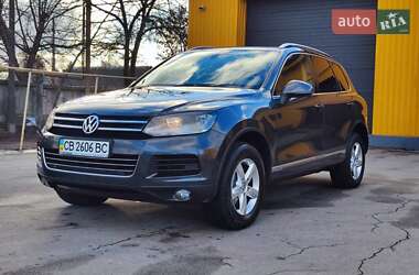 Внедорожник / Кроссовер Volkswagen Touareg 2012 в Чернигове