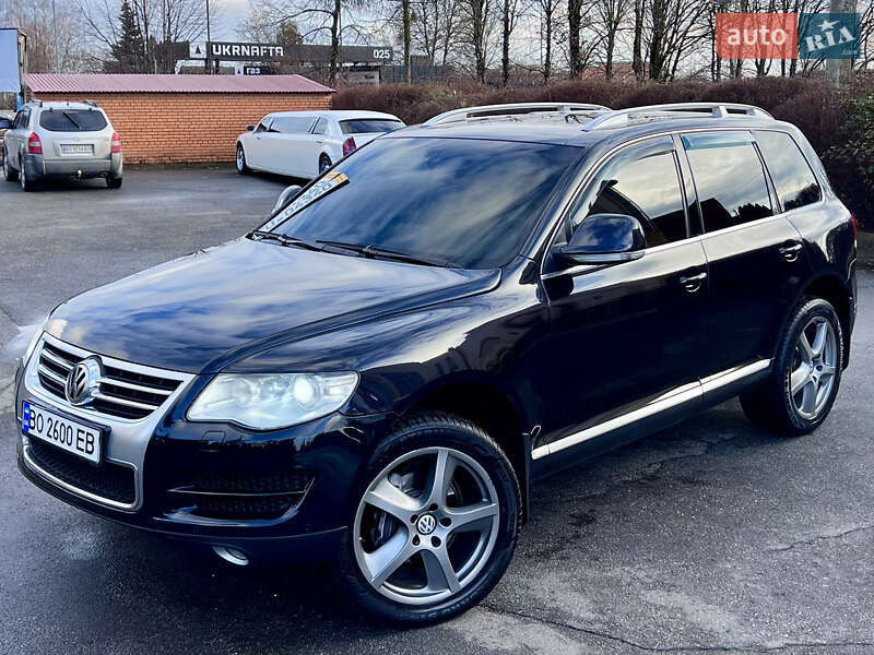 Позашляховик / Кросовер Volkswagen Touareg 2008 в Тернополі