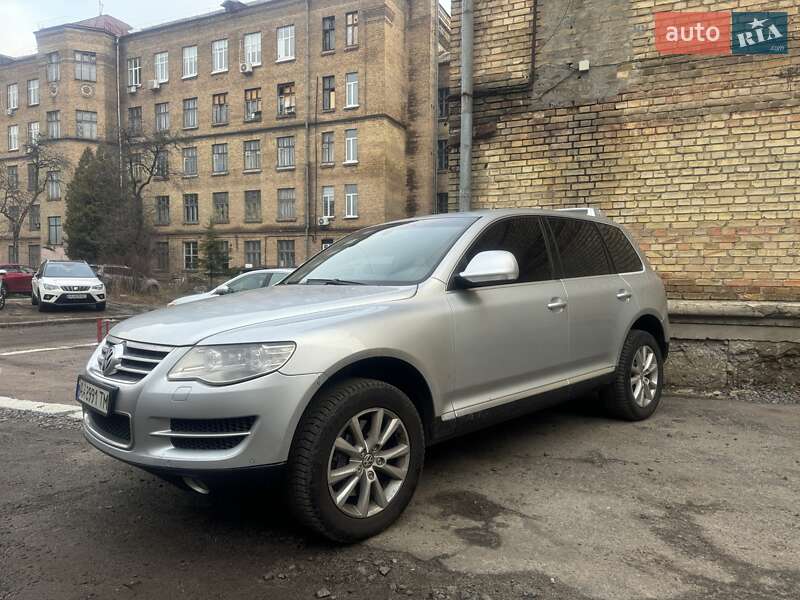 Позашляховик / Кросовер Volkswagen Touareg 2007 в Києві фото 3 Позашляховик / Кросовер Volkswagen Touareg 2007 в Києві