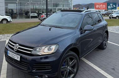 Внедорожник / Кроссовер Volkswagen Touareg 2010 в Мукачево