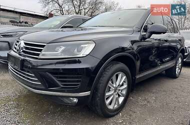 Внедорожник / Кроссовер Volkswagen Touareg 2017 в Тернополе