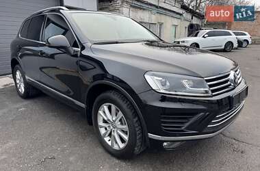 Внедорожник / Кроссовер Volkswagen Touareg 2017 в Тернополе