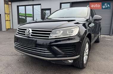 Внедорожник / Кроссовер Volkswagen Touareg 2017 в Тернополе