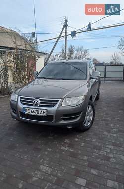 Внедорожник / Кроссовер Volkswagen Touareg 2008 в Новомосковске