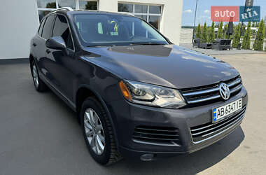 Внедорожник / Кроссовер Volkswagen Touareg 2011 в Киеве