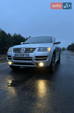 Внедорожник / Кроссовер Volkswagen Touareg 2006 в Ратным