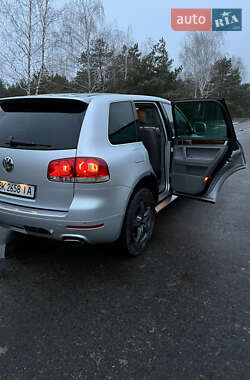 Внедорожник / Кроссовер Volkswagen Touareg 2006 в Ратным