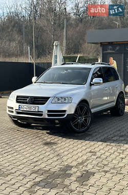 Позашляховик / Кросовер Volkswagen Touareg 2005 в Іршаві