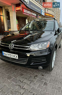 Позашляховик / Кросовер Volkswagen Touareg 2014 в Києві