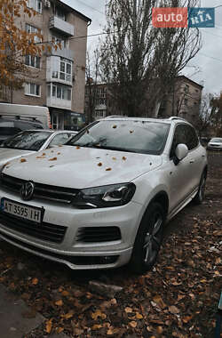 Позашляховик / Кросовер Volkswagen Touareg 2013 в Слов'янську