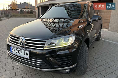 Позашляховик / Кросовер Volkswagen Touareg 2015 в Івано-Франківську