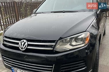 Позашляховик / Кросовер Volkswagen Touareg 2014 в Львові