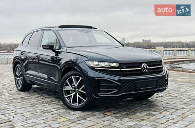 Внедорожник / Кроссовер Volkswagen Touareg 2024 в Киеве