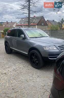 Внедорожник / Кроссовер Volkswagen Touareg 2006 в Тячеве