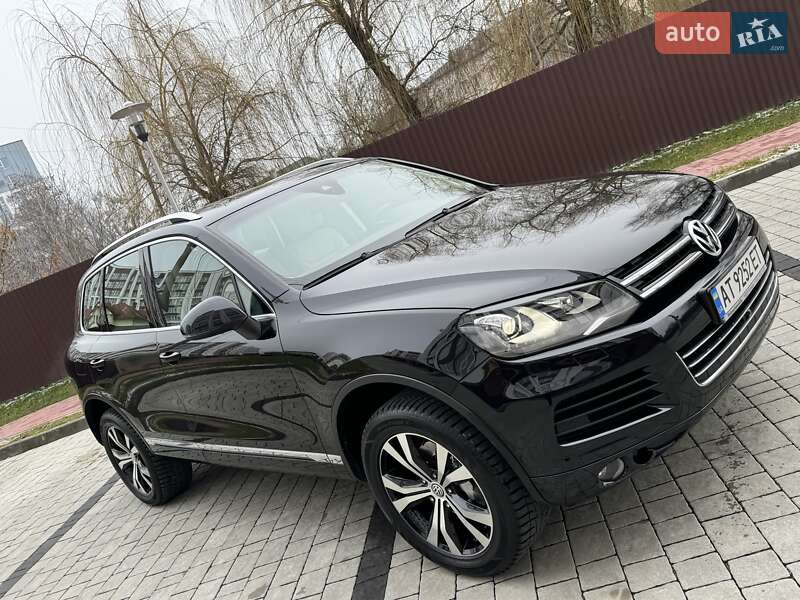 Внедорожник / Кроссовер Volkswagen Touareg 2014 в Ивано-Франковске