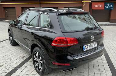 Внедорожник / Кроссовер Volkswagen Touareg 2014 в Ивано-Франковске