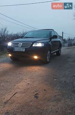 Позашляховик / Кросовер Volkswagen Touareg 2003 в Харкові