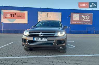 Внедорожник / Кроссовер Volkswagen Touareg 2012 в Тернополе