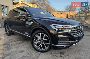 Позашляховик / Кросовер Volkswagen Touareg 2021 в Тернополі