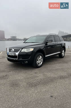 Позашляховик / Кросовер Volkswagen Touareg 2009 в Києві