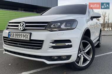 Внедорожник / Кроссовер Volkswagen Touareg 2012 в Киеве