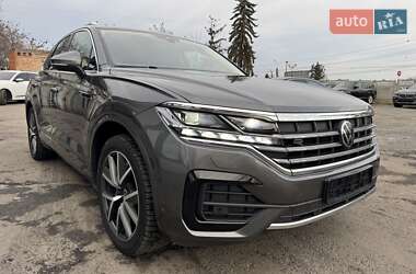 Внедорожник / Кроссовер Volkswagen Touareg 2022 в Тернополе