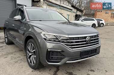 Внедорожник / Кроссовер Volkswagen Touareg 2022 в Тернополе