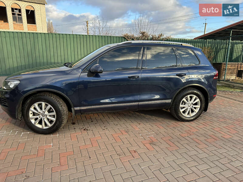 Внедорожник / Кроссовер Volkswagen Touareg 2014 в Киеве фото 9 Внедорожник / Кроссовер Volkswagen Touareg 2014 в Киеве