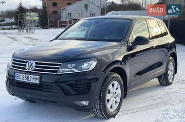 Позашляховик / Кросовер Volkswagen Touareg 2016 в Львові