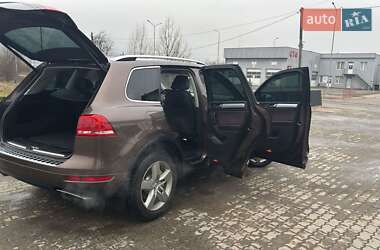 Позашляховик / Кросовер Volkswagen Touareg 2011 в Ужгороді