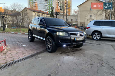 Внедорожник / Кроссовер Volkswagen Touareg 2005 в Одессе