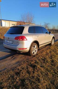 Внедорожник / Кроссовер Volkswagen Touareg 2014 в Белой Церкви