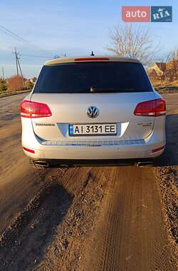 Внедорожник / Кроссовер Volkswagen Touareg 2014 в Белой Церкви