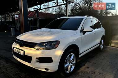 Позашляховик / Кросовер Volkswagen Touareg 2011 в Черкасах