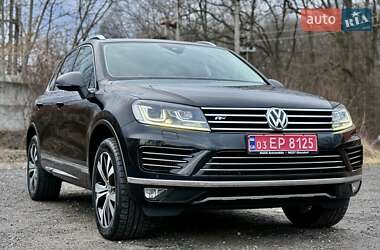 Внедорожник / Кроссовер Volkswagen Touareg 2017 в Гнивани