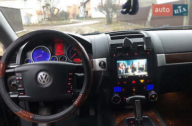 Внедорожник / Кроссовер Volkswagen Touareg 2007 в 