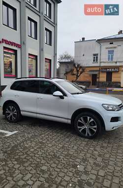 Внедорожник / Кроссовер Volkswagen Touareg 2013 в Коломые