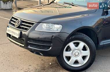 Внедорожник / Кроссовер Volkswagen Touareg 2006 в Киеве